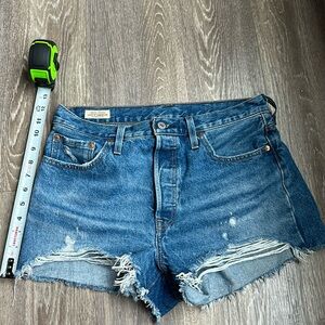 Levi’s 501 Jean Shorts!!